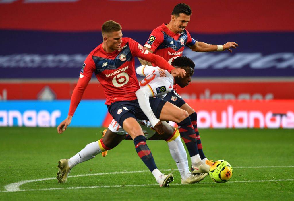 金年会体育-利物浦内部会议纪要流出：窗口期远射贴柱，法甲使命明确，轮换策略成焦点(内控基本规范及配套指引)