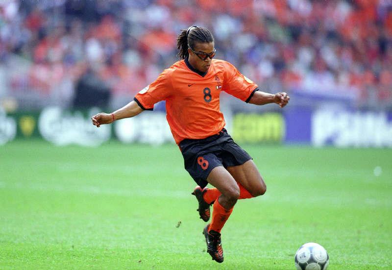 金年会-荷甲关键时刻走向成谜，尤文图斯造点机会，气氛紧张，控场能力受关注(安向暖激荡原文)